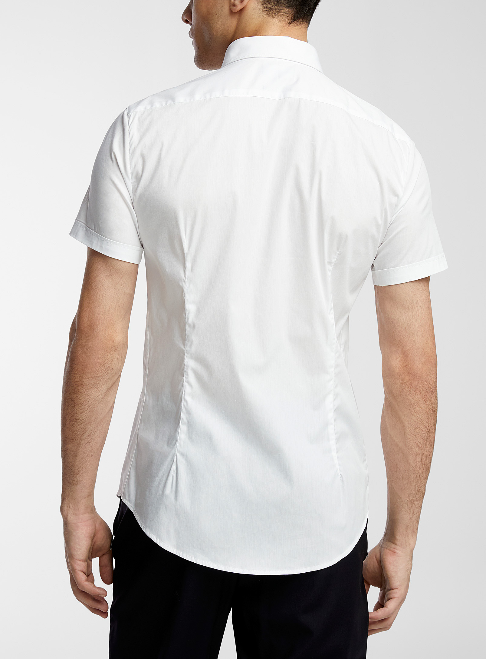 Emporio Armani - La chemise logo brodé manches courtes