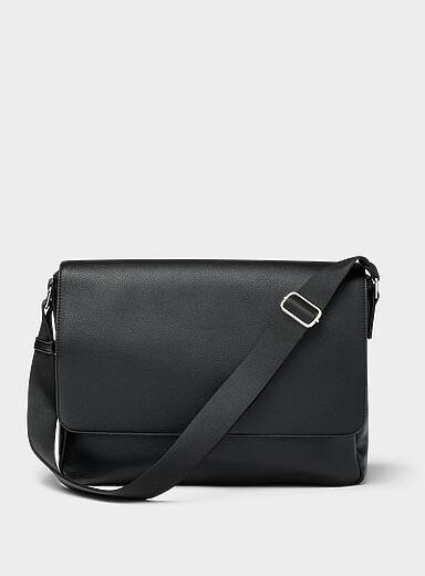 Le sac messager effet cuir grenu