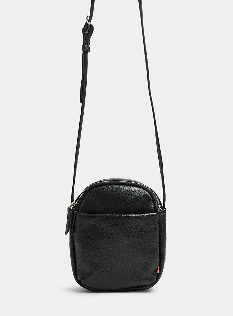 COLAB Black Minimalist rounded shoulder bag for women