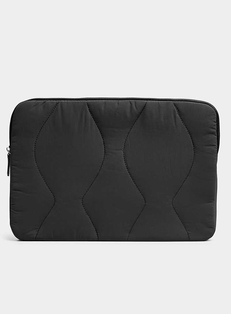 Simons Black Onion quilted recycled laptop case for women