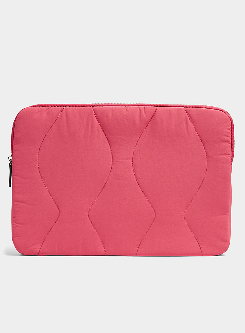 Simons Medium Pink Onion quilted recycled laptop case for women