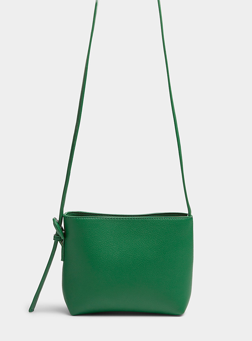 Simons Green Small pebbled recycled square bag for women