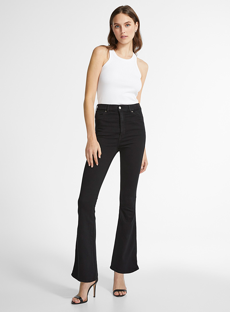 https://imagescdn.simons.ca/images/9232-20232-1-A1_2/moxy-black-stretch-flared-jean.jpg?__=5