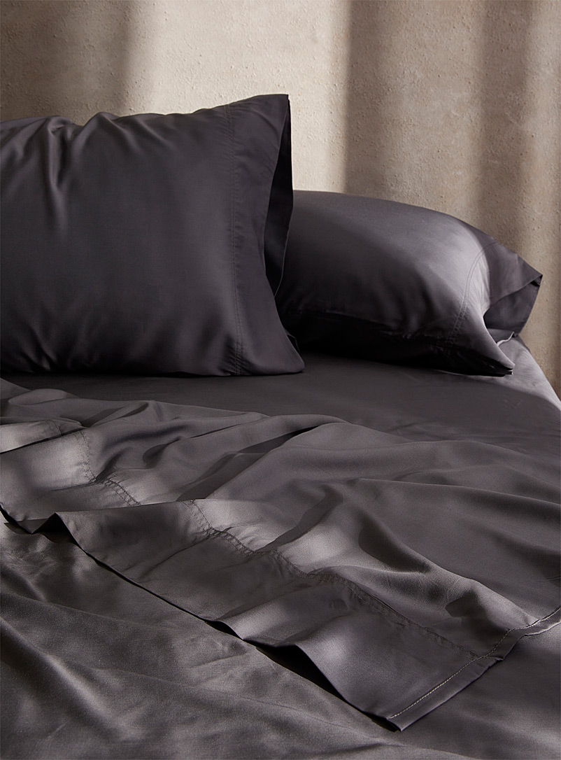 Simons Maison Charcoal Bamboo rayon sheet set 300-thread-count Fits mattresses up to 16 in