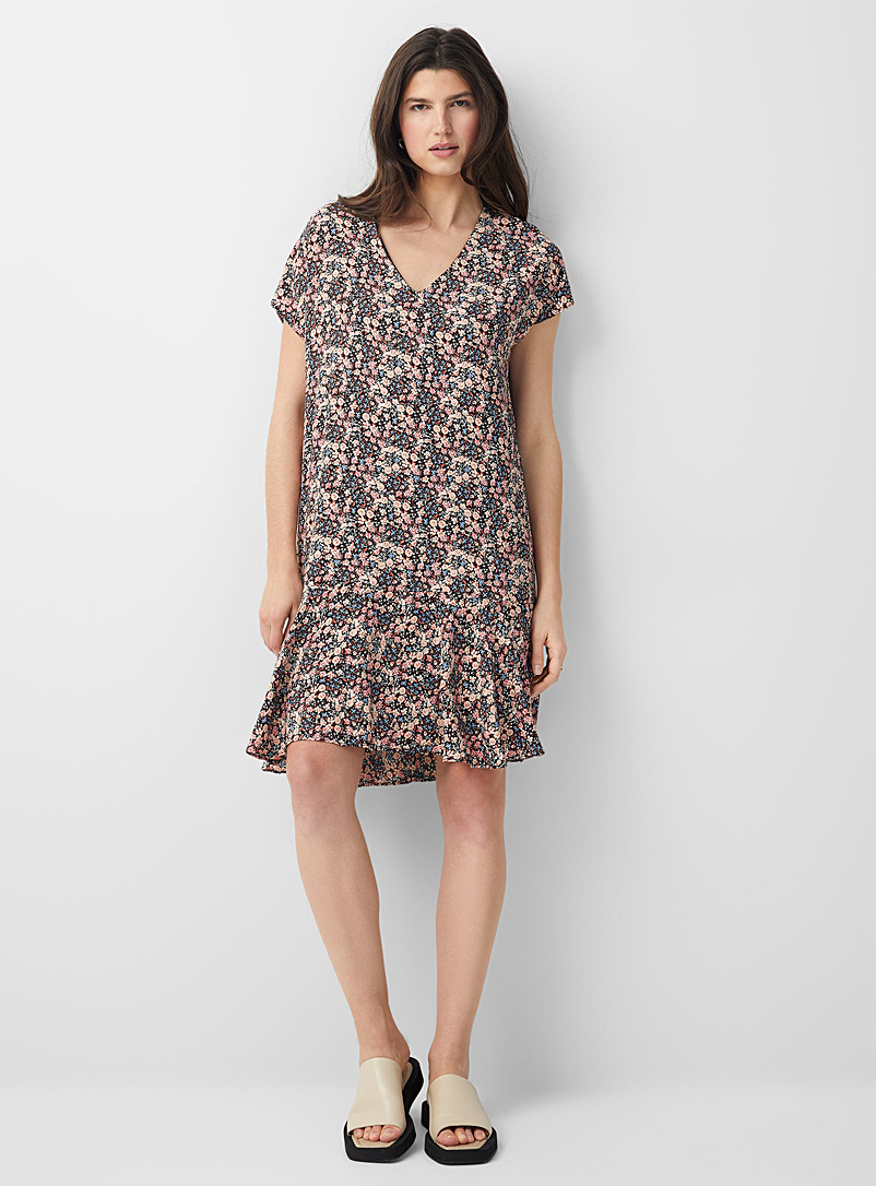 Simons Ruffle Robe Women's Clothes on Sale | Up to 50% | Simons Canada