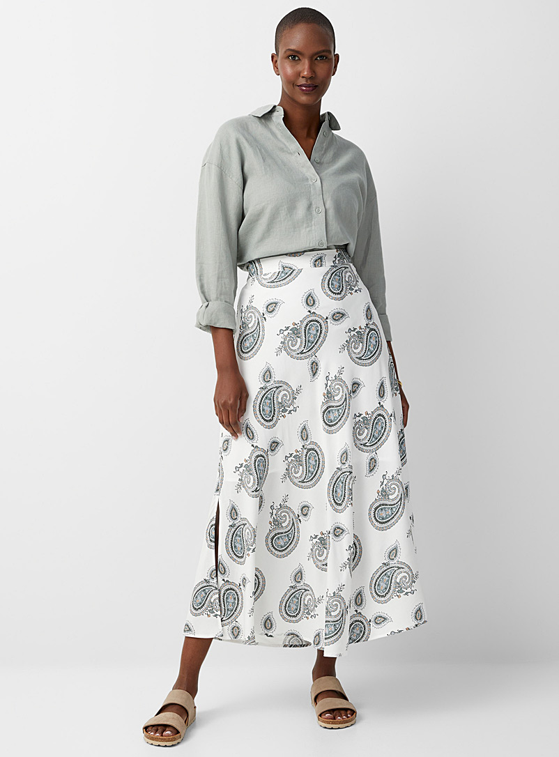 Contemporaine Patterned Ecru Captivating pattern maxi skirt for women
