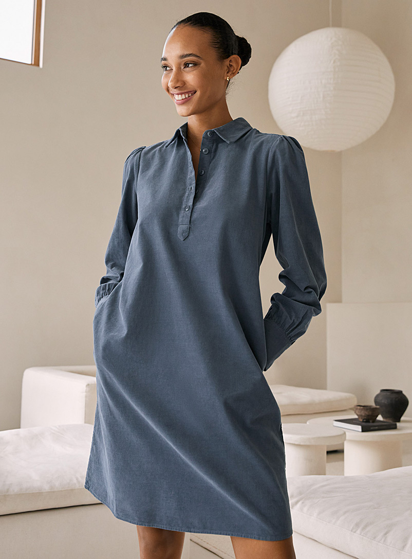 Contemporaine: La robe fin velours côtelé col chemise Bleu pour femme
