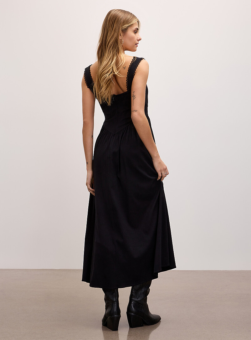 Ic&ocirc;ne Black Scalloped square neckline bustier midi dress for women