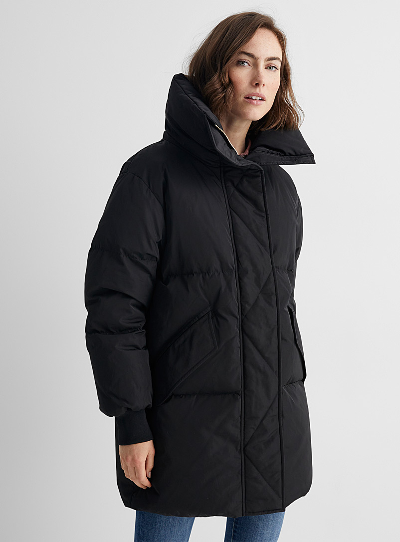 Contemporaine Black Recycled polyester cocoon puffer jacket for women