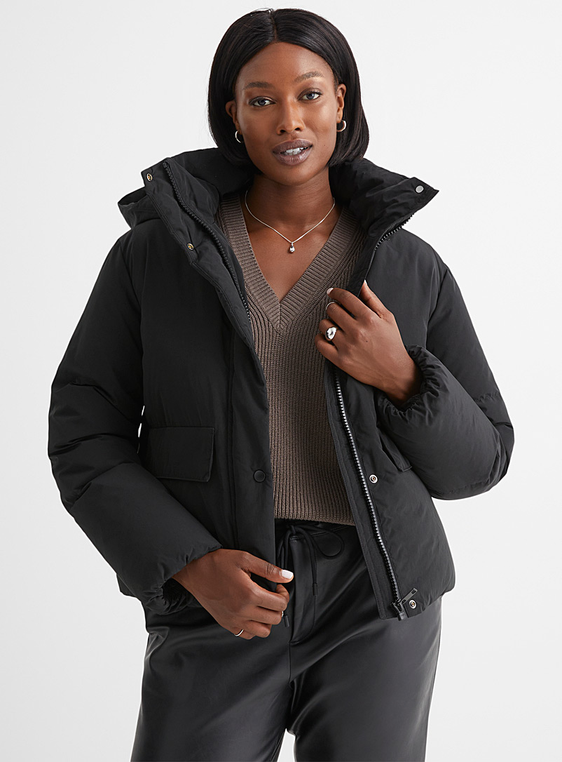 Contemporaine Black Peachskin cropped puffer jacket for women