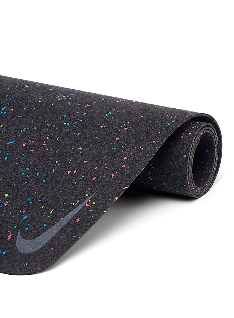 Nike: Le tapis de yoga terrazo néon Nike Flow Noir pour homme