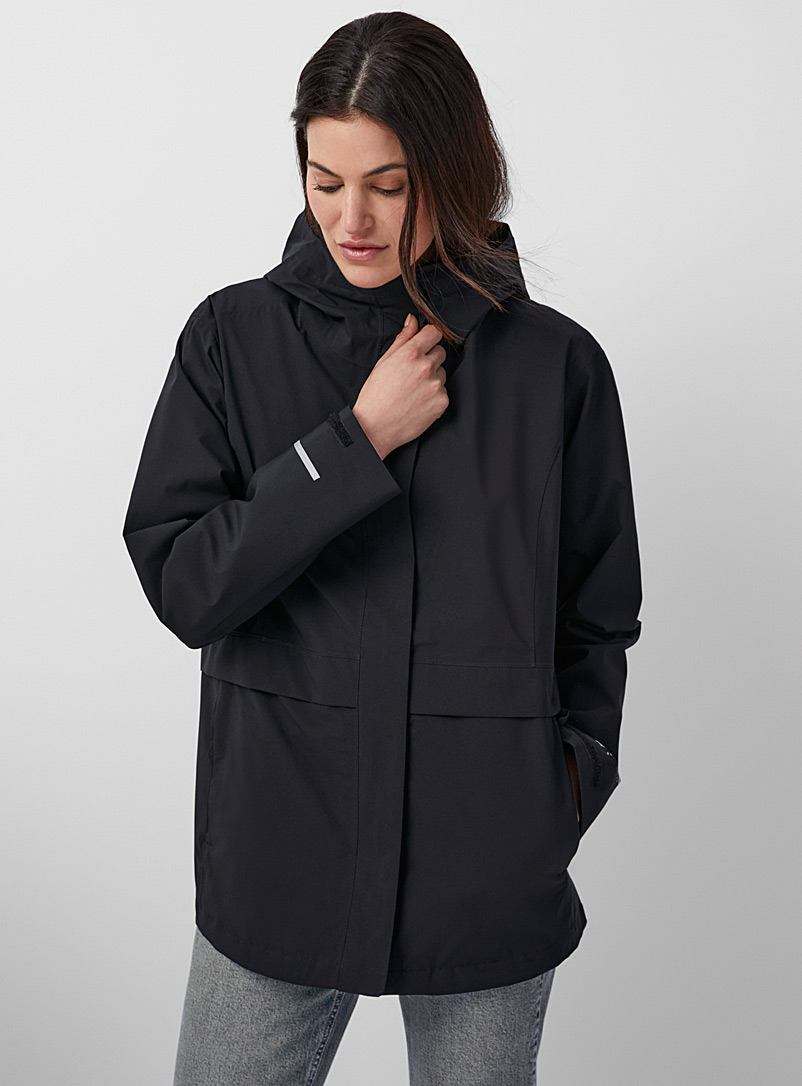 Columbia Black Altbound short hooded raincoat for women