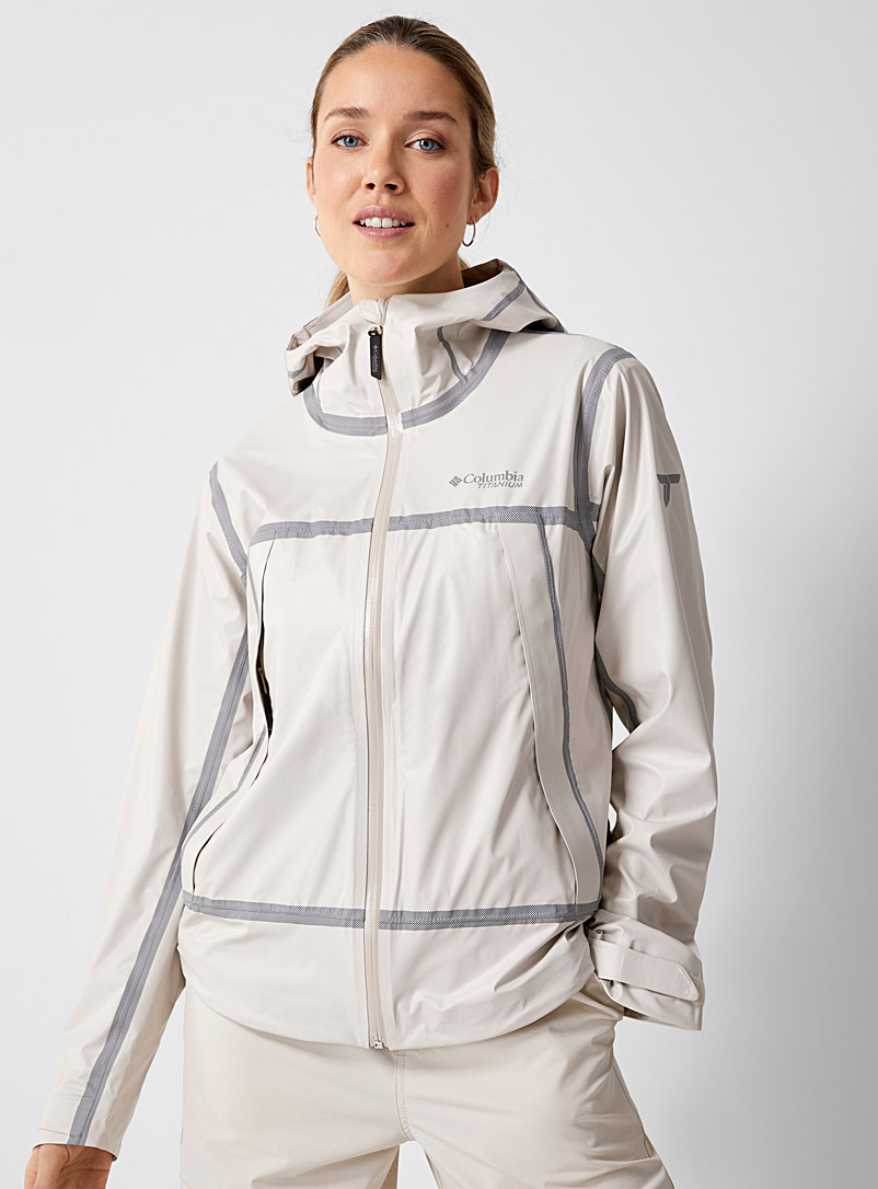 Columbia Ivory/Cream Beige Wyldwood waterproof breathable hooded jacket for women