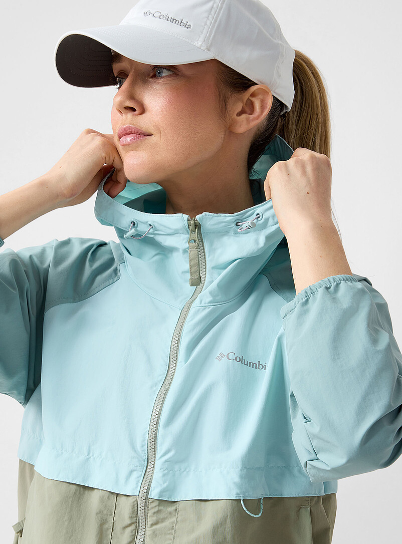 Columbia: La veste coupe-vent extensible couleurs blocs Spire Valley Bleu p&acirc;le - Bleu ciel pour femme