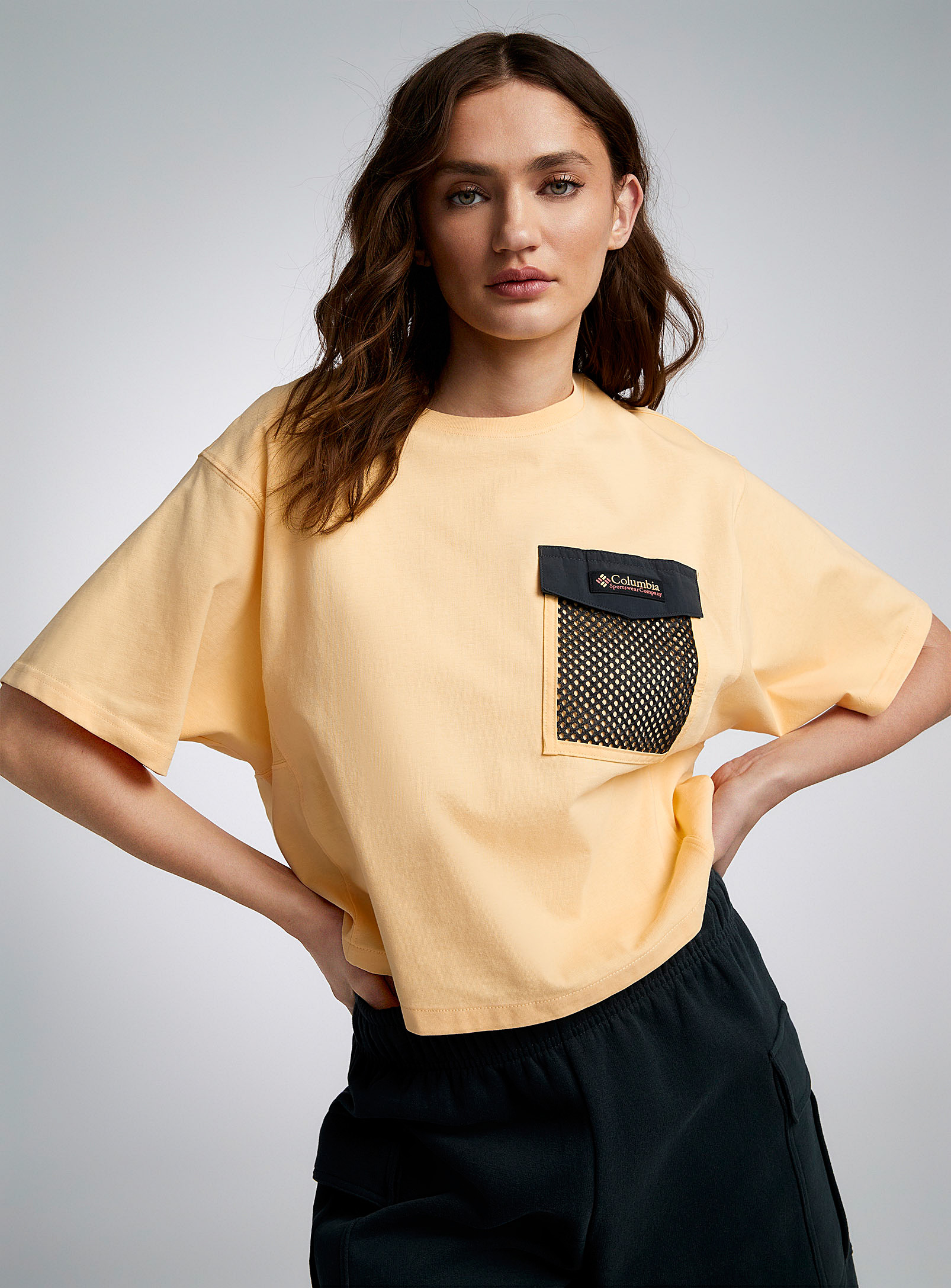Columbia - Women's Yellow mesh-pocket T-shirt