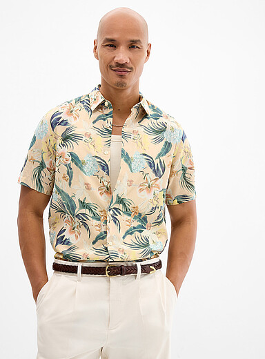 La chemise l&eacute;ger voile floral <b>Coupe moderne</b>