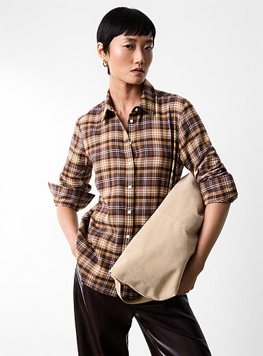 Contemporaine: La chemise flanelle &agrave; carreaux Brun &agrave; motifs pour femme