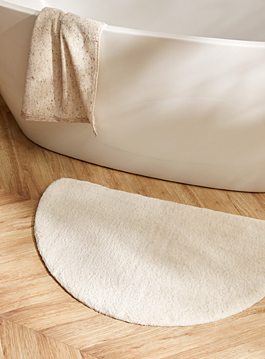Large Cream Cotton Bath Mat (43 x 21)