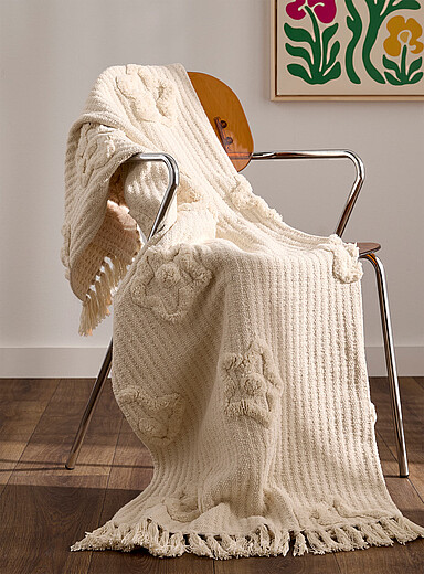 Simons Maison: Le jet&eacute; tiss&eacute; fleurs touffet&eacute;es 130 x 150 cm Blanc cass&eacute;