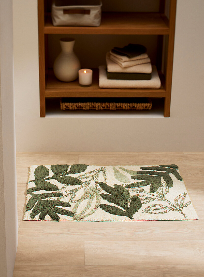 Beautiful foliage bath mat 50 x 80 cm product image (primary)