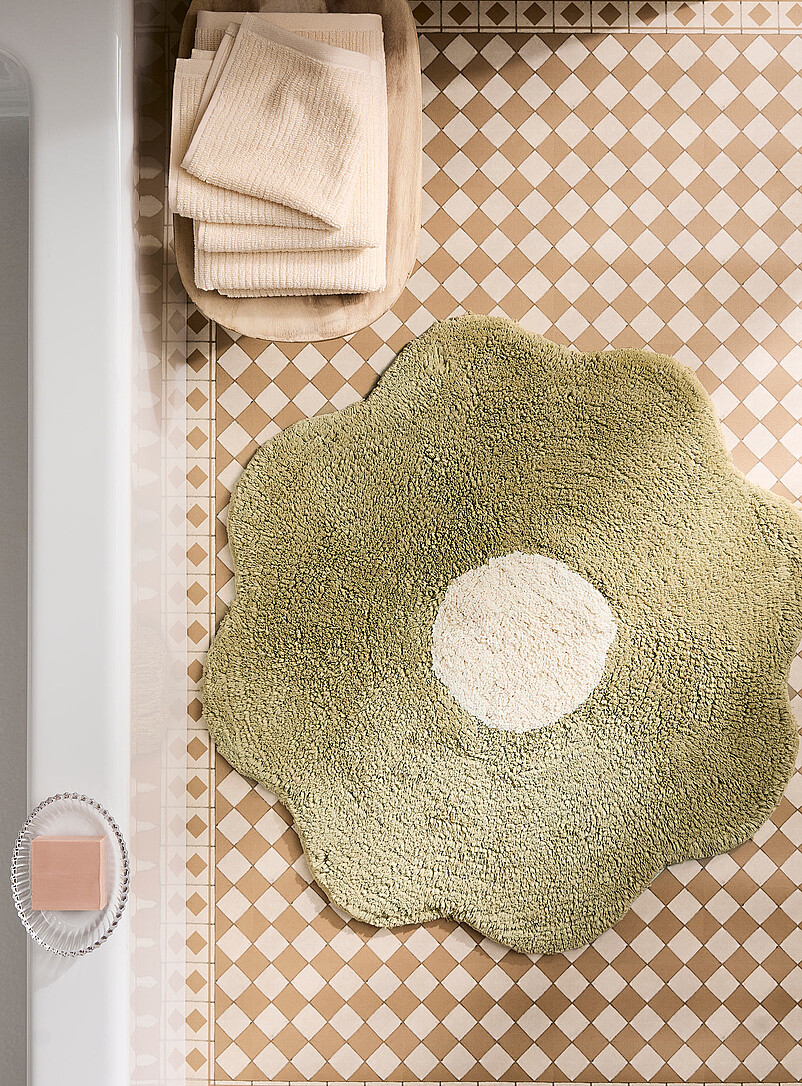 Artistic Flower Bath Mat 65 X 67 Cm