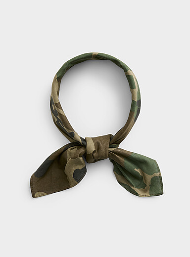 Le foulard &agrave; nouer camouflage