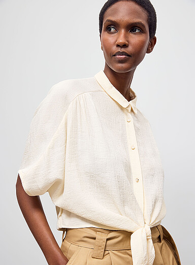 La chemise courte nou&eacute;e Alfassa
