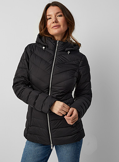 Moose Knuckles Black Airy down fitted quilted jacket for women