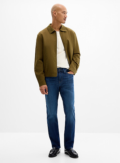 Performance lightweight denim jean <b>Straight fit</b>