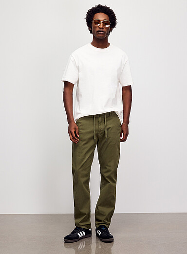 Le pantalon Live Lite Traveller <b>Coupe droite</b>