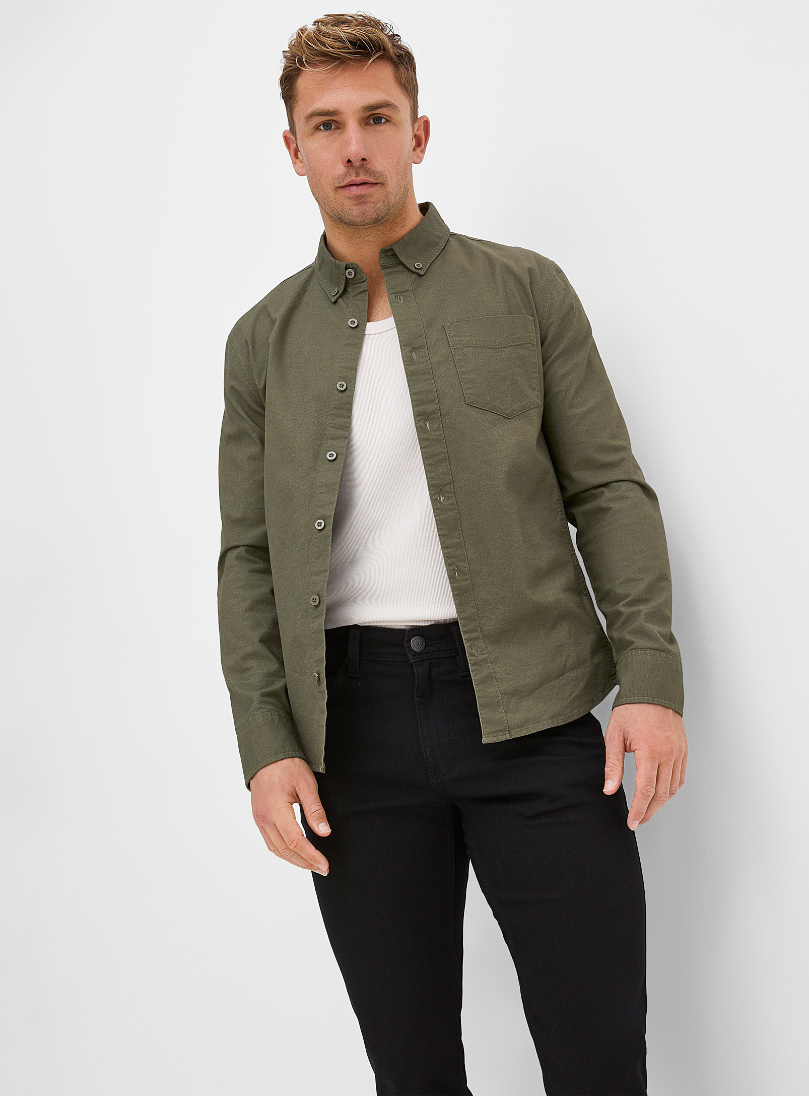 Duer Brushed Oxford Performance Shirt In Mossy Green