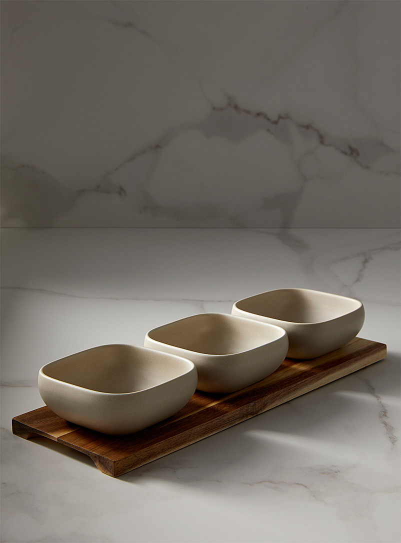 Ladelle Ecru/Linen Porcelain and acacia wood serving tray 4-piece set