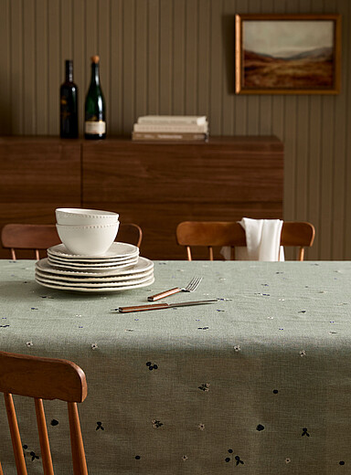 Simons Maison Patterned Green Blueberry embroidered tablecloth