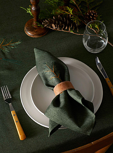 Embroidered spruce branches napkin Christmas Collection | Simons Maison ...