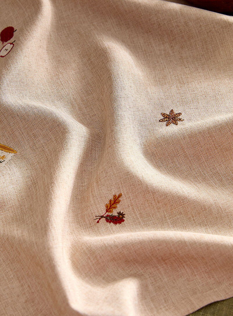 Fall season embroidered napkin product image 2