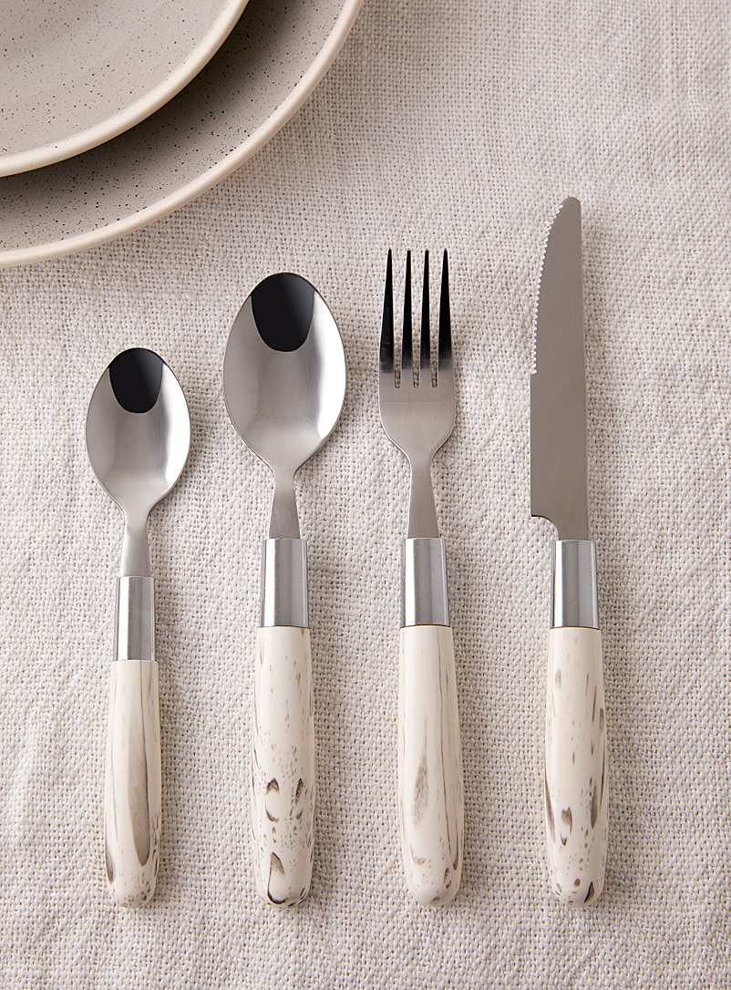 Simons Maison White Marble-like utensils 16-piece set
