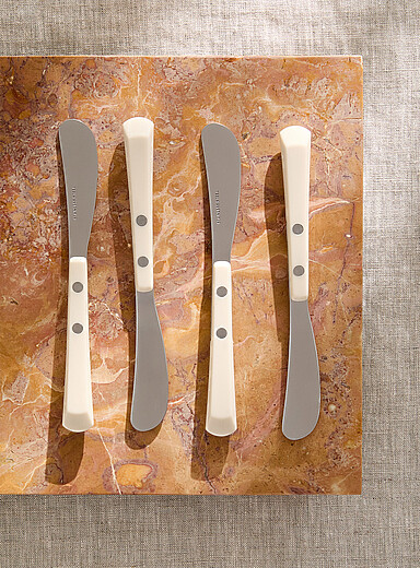 Perforated handle butter knives Set of 4