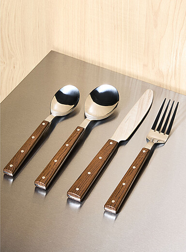 Faux-wood utensils Set of 16
