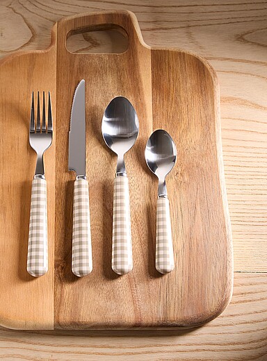 Gingham check utensils Set of 16