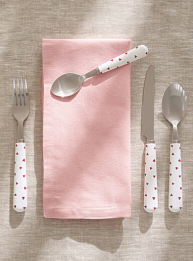 Little red hearts utensils Set of 16