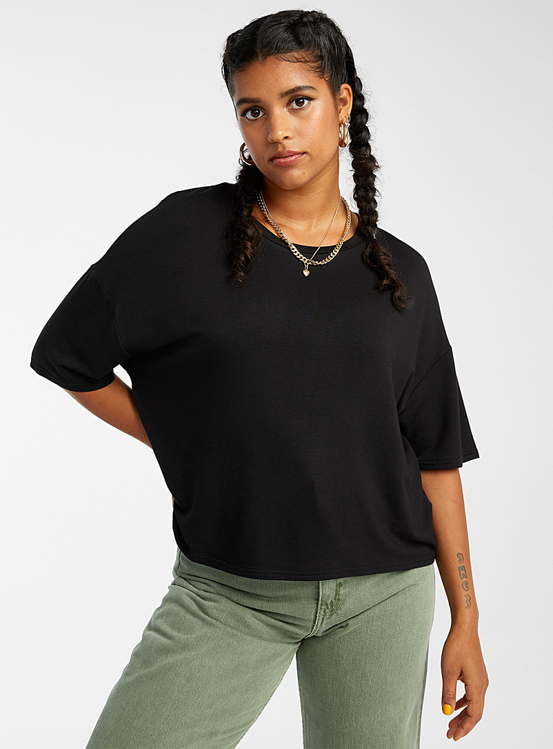 Twik: Le t-shirt ample carré Noir pour femme