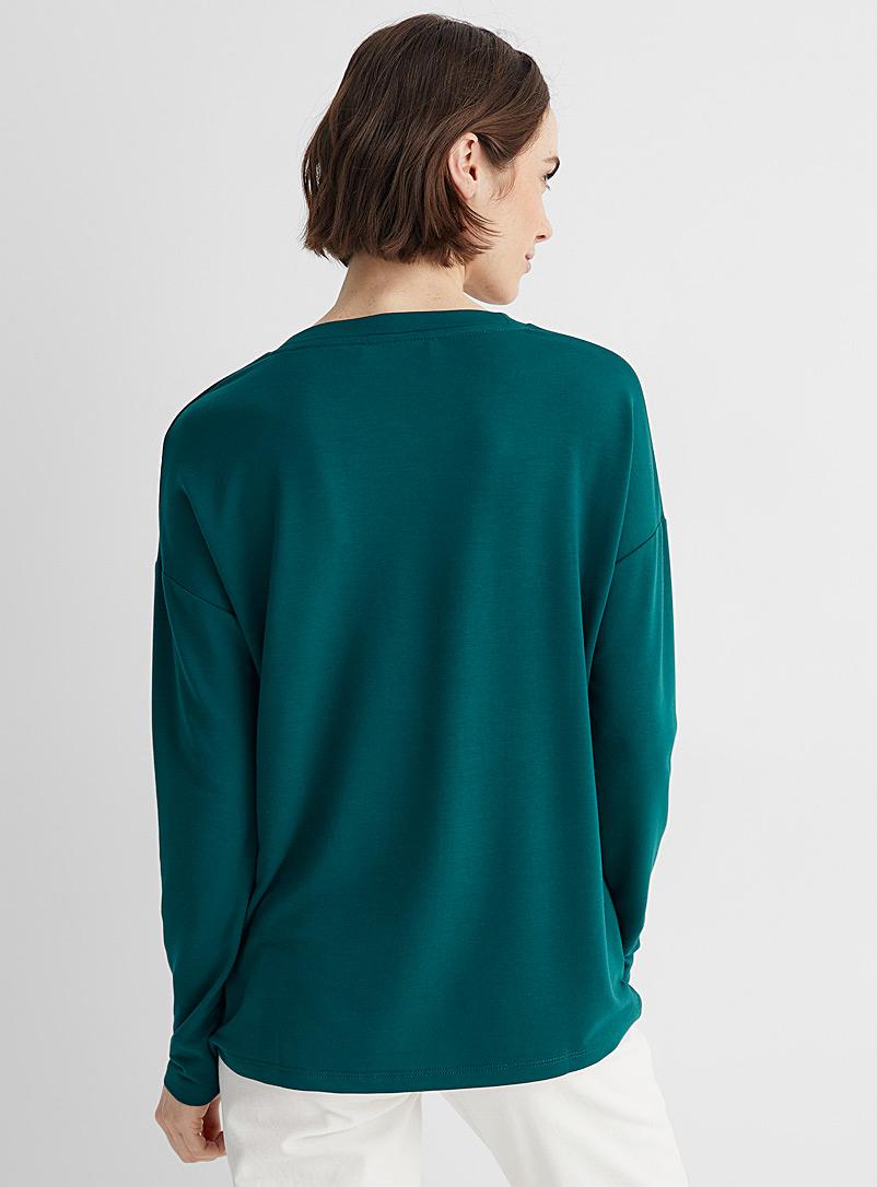 Contemporaine: Le t-shirt à poche envers ratiné Vert vif-irlandais-émerau pour femme