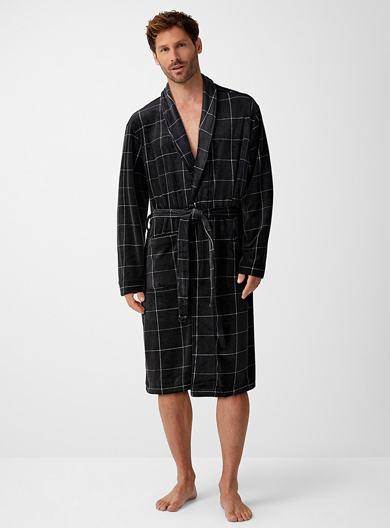 Le 31 Assorted black  Checkered fleece robe for men