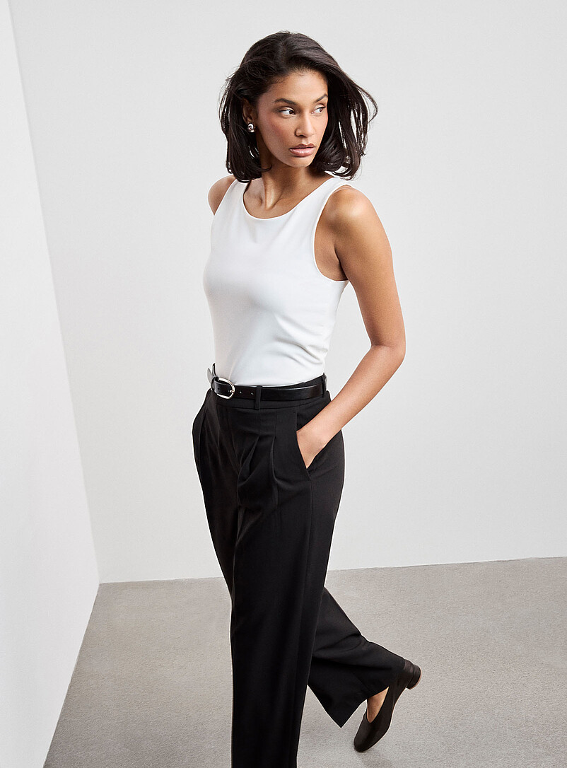 Femmes couleur unie bretelles réglables Camisole Shorts dentelle Femmes couleur unie bretelles réglables Camisole Shorts dentelle
