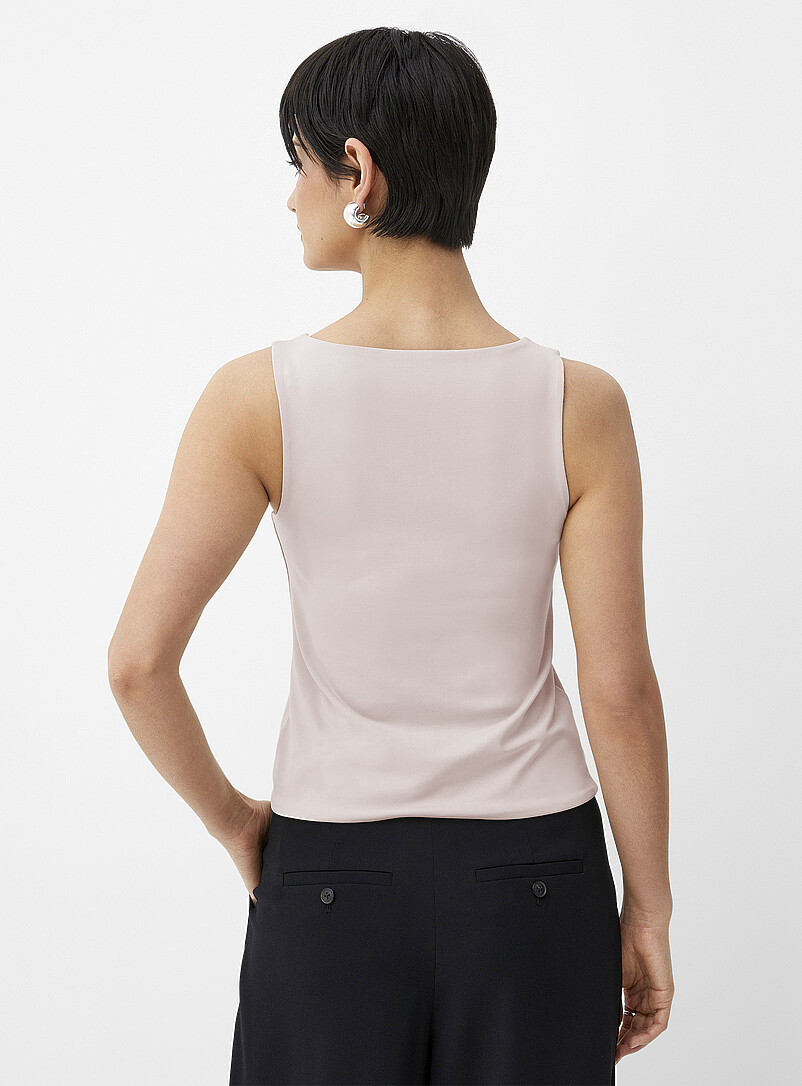 Contemporaine: La camisole bretelles larges seconde peau Noir pour femme