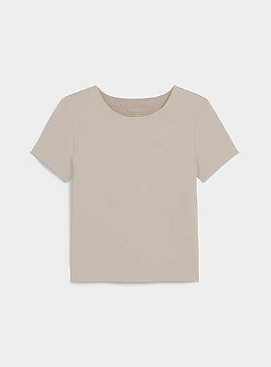 Le t-shirt col rond manches courtes seconde peau
