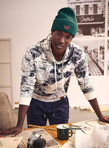 Simons: Le kangourou carte pur coton biologique <b>Collection Notre histoire en h&eacute;ritage</b> Unisexe Blanc &agrave; motifs pour femme