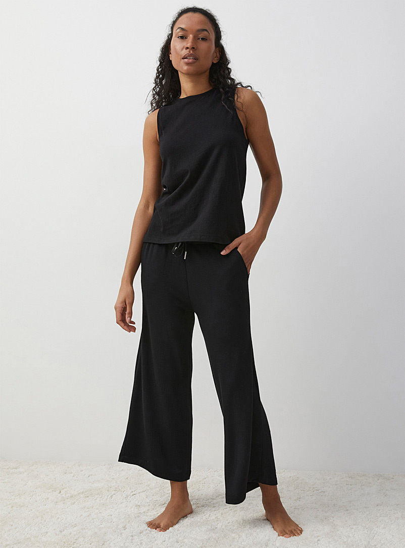 Miiyu Black Supremely soft modal gaucho pant for women