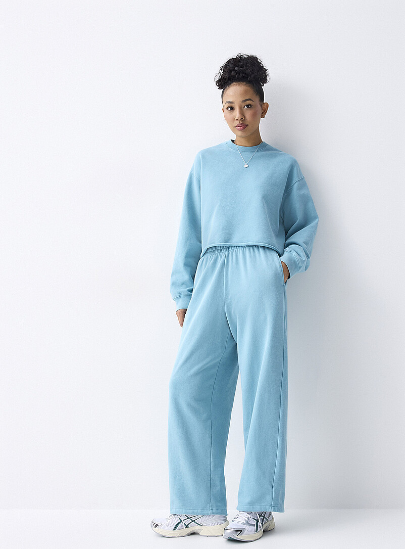 Twik Teal Cropped fleece sweatshirt for women