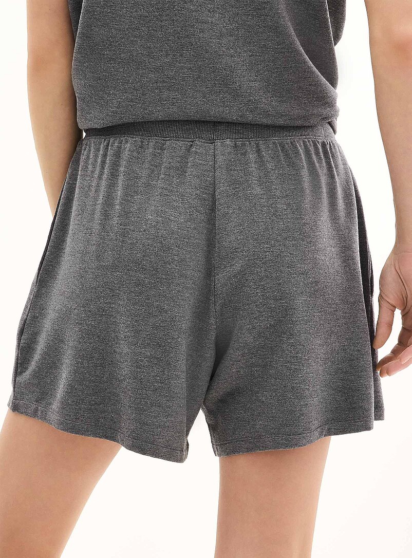 Miiyu: Le short d&eacute;tente souple envers bross&eacute; Gris fonc&eacute;  pour femme